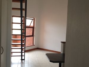 1 Bed Apartment in Honeydew Manor