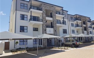 3 Bedroom Apartment in Milnerton Ridge