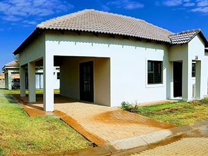 2 Bed Townhouse in Mooivallei Park