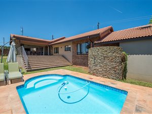 3 Bed House in White River Country Estate