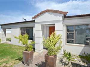 3 Bed House in Kleinbron Park