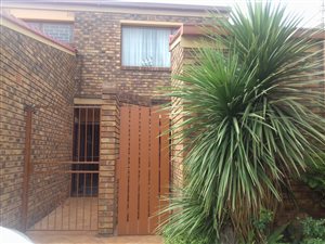 3 Bed Duplex in Vanderbijlpark CE2