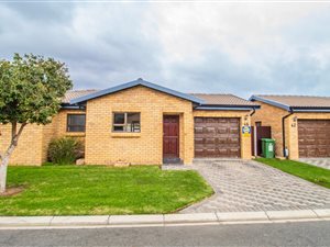 3 Bed Townhouse in Fairview Golf Estate