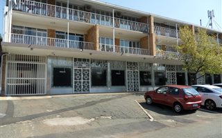 140 m² Commercial space in Northcliff