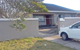 3 Bedroom House in Summerpride
