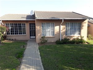 3 Bed House in Country View