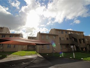 1 Bed Apartment in Oakglen