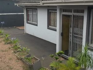 3 Bed Simplex in Chatsworth Central