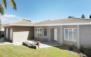 3 Bedroom House in Kenridge