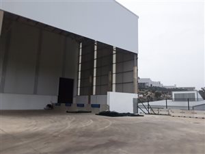 8300 m² Industrial space in Chesterville