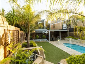 4 Bed House in Valmary Park