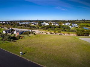 1253 m² Land available in George Central