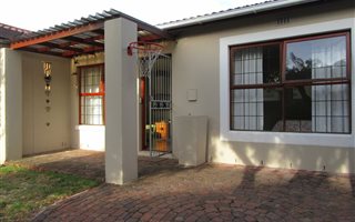 2 Bedroom House in Kenilworth