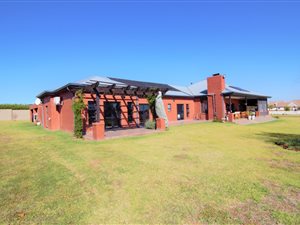 5 Bed House in Dunblane Estate