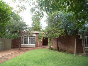 3 Bed House in Monument Heights