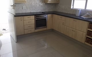 4 Bedroom House in Cedar Lakes