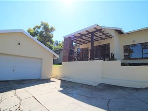 3 Bed House in Dorchester Heights