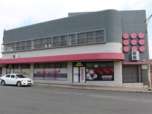 627 m² Retail Space in Krugersdorp Central