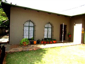 3 Bed House in LesMarais