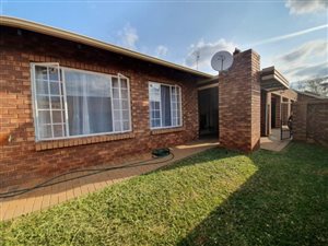 2 Bed Townhouse in Magalieskruin