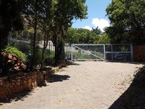 1 Bedroom Garden Cottage in Northcliff