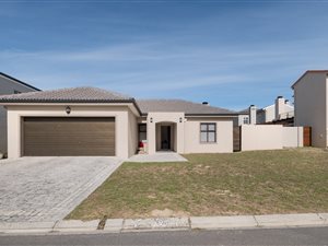 4 Bed House in Avalon Estate