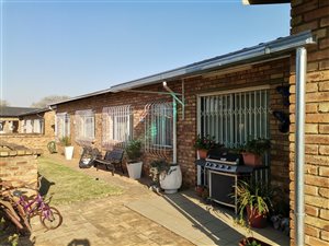 3 Bed Townhouse in Sharon Park
