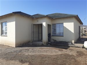 3 Bed House in Ezibeleni