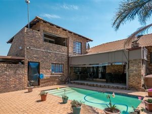 4 Bed House in Wingate Park