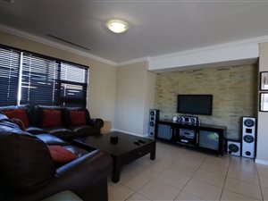 2 Bed Apartment in Umhlanga Ridge New Town Centre