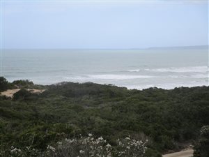 4332 m² Land available in Moquini Coastal Estate