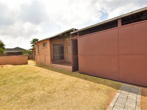 5 Bed House in Randfontein Central