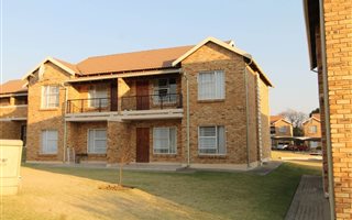 2 Bedroom Townhouse in Honey Park