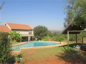 2.2 ha Farm in Broederstroom
