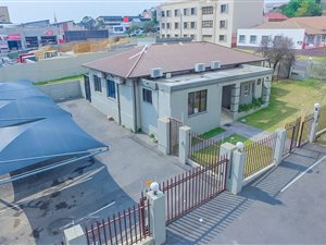 991 m² Commercial space in Edenvale