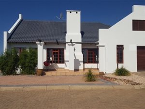 2 Bedroom Townhouse in Bendor