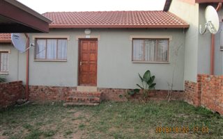 2 Bedroom House in Karino