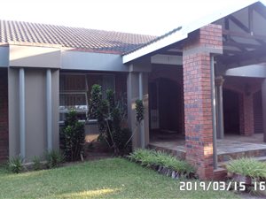 4 Bed House in Meerensee