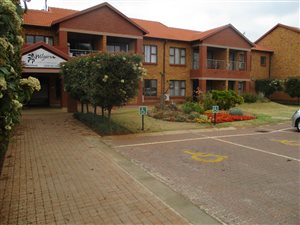 2 Bed Apartment in Willow Park Manor