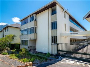 2 Bed Apartment in Rondebosch