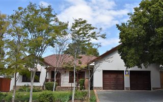 4 Bedroom House in Groenvlei