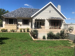 7 Bed House in Top Town