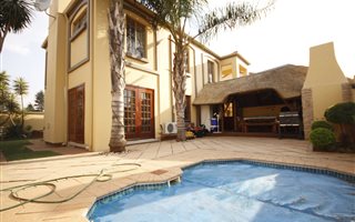3 Bedroom Cluster in Beyers Park