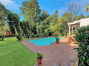 3 Bed House in Fontainebleau