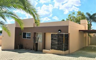 3 Bedroom Simplex in Radiokop