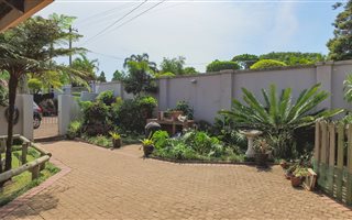3 Bedroom House in Woodside