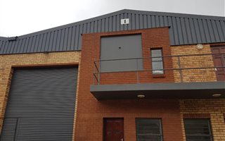 327 m² Industrial space in Bartlett