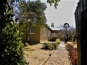 2.4 ha Farm in Krugersdorp West