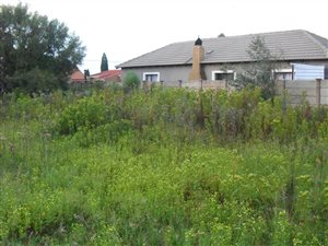 1000 m² Land available in Riamarpark