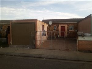 2 Bed House in Lentegeur
